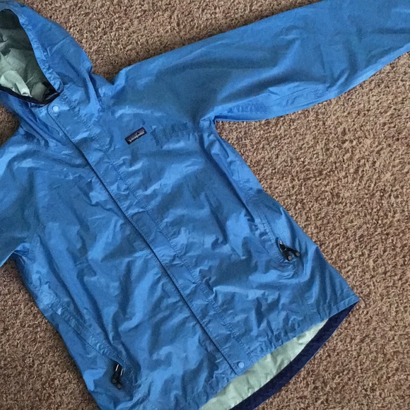Blue PATAGONIA Rain Jacket - Picture 9 of 14